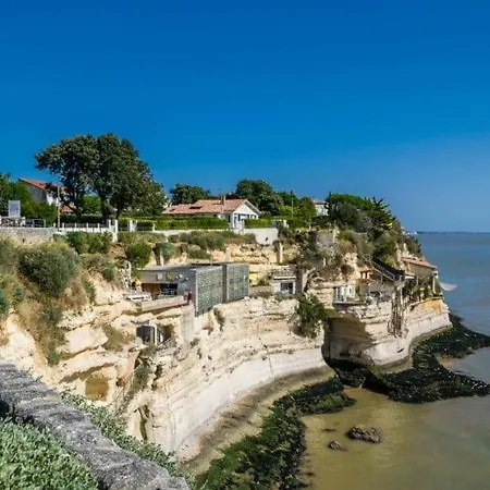A 800m De La Plage, Piscine Chauffee * Meschers-sur-Gironde