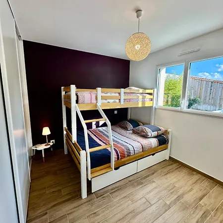 A 800m De La Plage, Piscine Chauffee