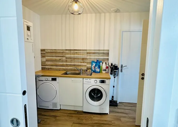 A 800m De La Plage, Piscine Chauffee Villa