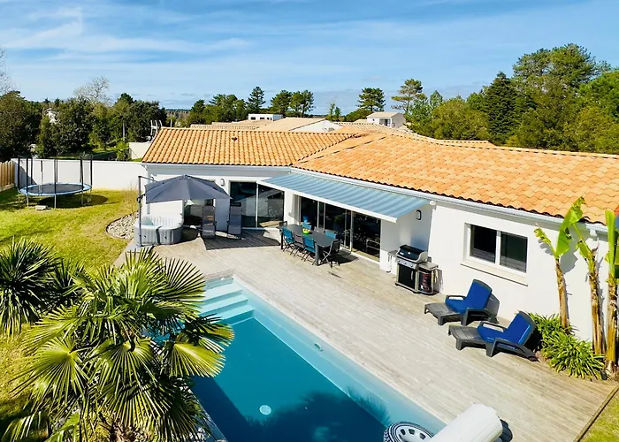 Villa A 800m De La Plage, Piscine Chauffee *